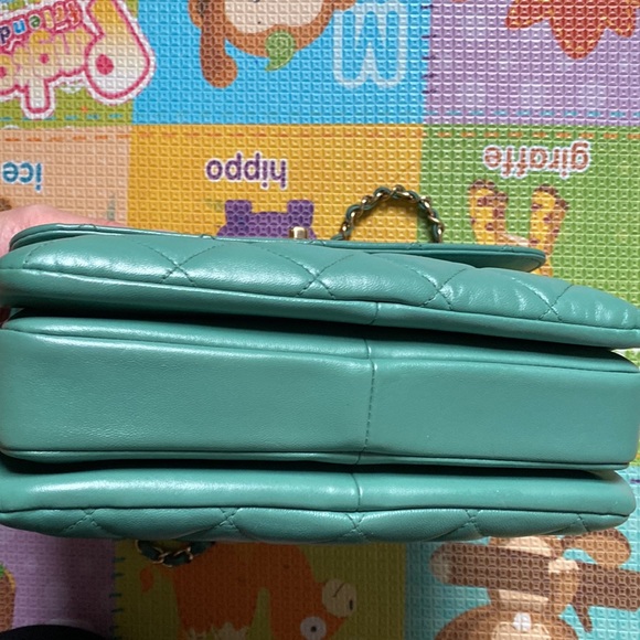 chanel Lambskin Quilted Small Trendy CC Flap Dual Handle Bag Light Green - Picture 5 of 5